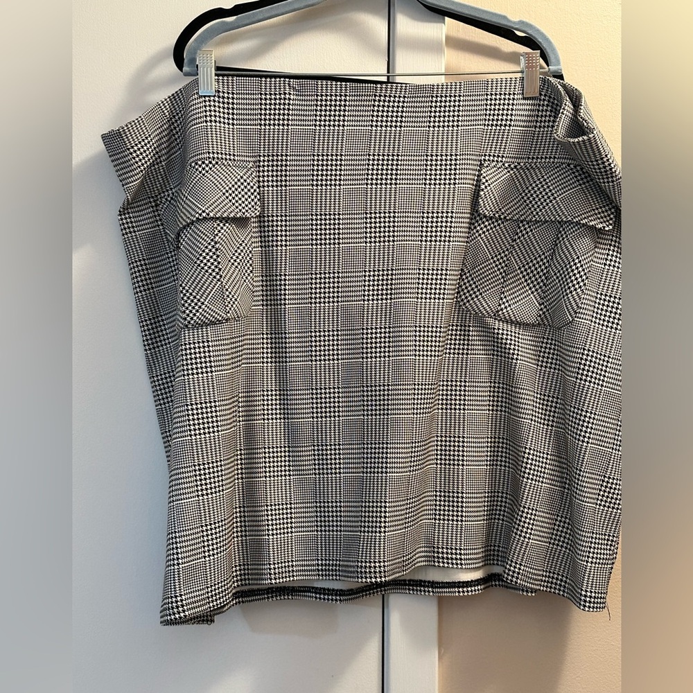 Torrid plaid ponte 2pocket houndstooth miniskirt
